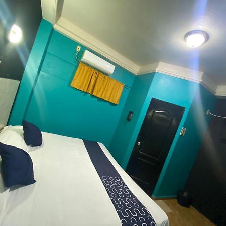 Hotel Torre Monterrey Buitenkant foto
