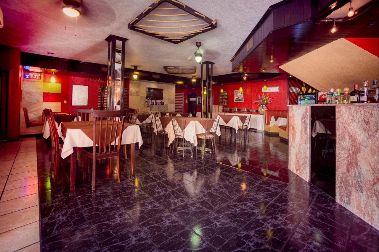 Hotel Torre Monterrey Buitenkant foto
